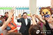 김동연 도지사 “봉사는 계속 하게 되는 중독성, 주변에 권하게 되는 전염성 있어 !!