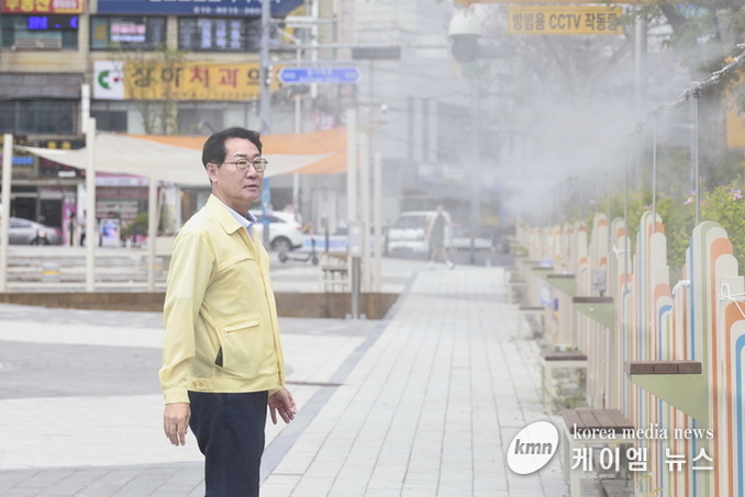 정명근 화성특례시장, 폭염 대응 강화…쿨링포그·스마트쉘터 현장 점검 !!
