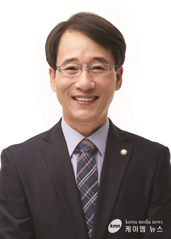 동탄을 지역구로 하고 있는 이원욱 위원장