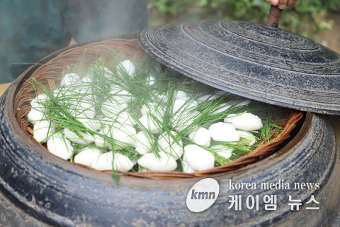 한국민속촌이 추석 명절을 맞아 9월 9일부터 12일까지 ‘추석이 왔어요’ 특별 행사를 진행한다.