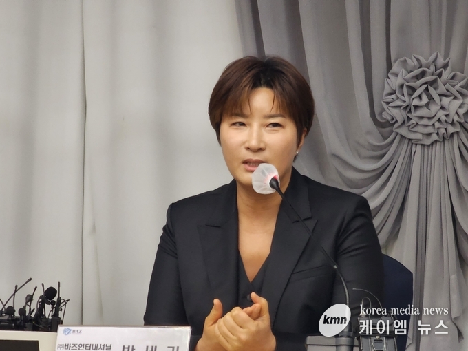 박세리 대표는 PGA와 LPGA 및 아시아를 포함한 ‘골프 명예의 전당’ 용인 설립을 추진하고 골프 산업 등에 대한 국내 외 기업의 투자를 용인에 유치할 방침이다.라고 설명하고있다. 사진/김영진기자