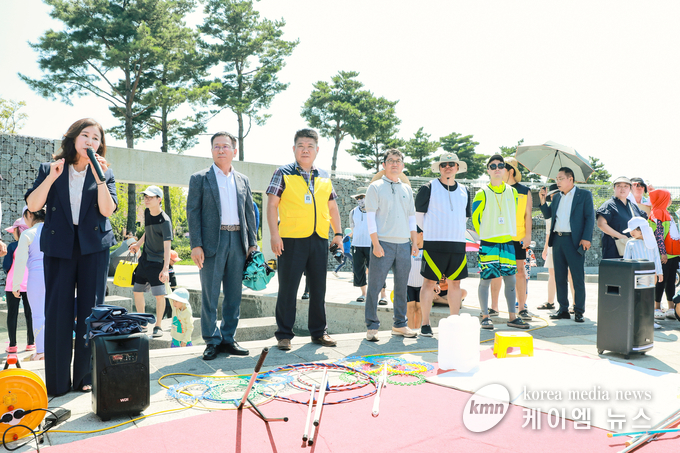 축사 중인 화성시의회 김경희 의장 사진 /화성시의회 제공