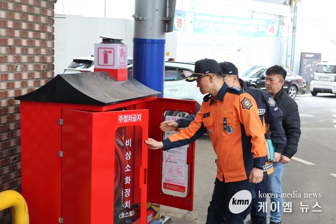 사진/고문수 화성소방서장 직접 점검