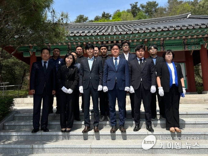 사진/윤종군 당선인 캠프 제공