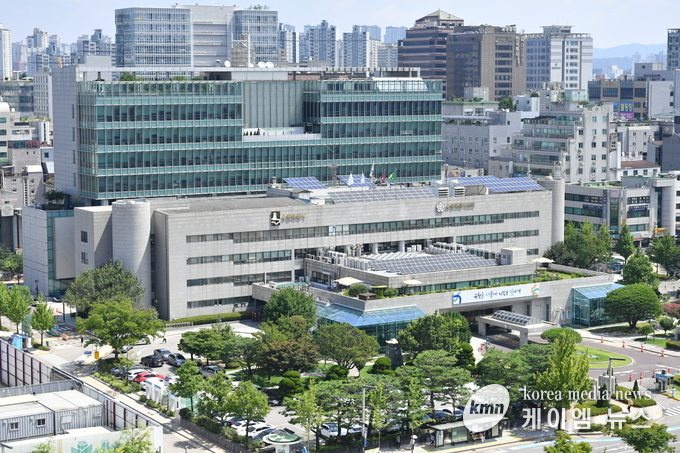 수원특례시청 전경