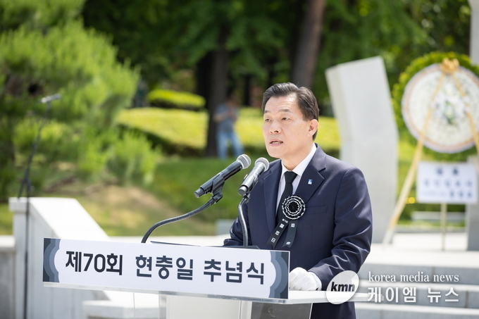 이재준 수원시장이 추념사를 하고 있다. 사진/수원특례시청 제공