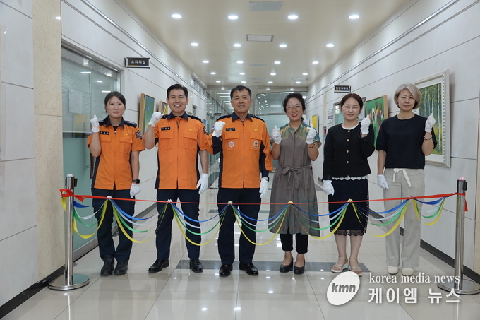 힐링 미술관 개관식 모습 사진/안성소방서 제공