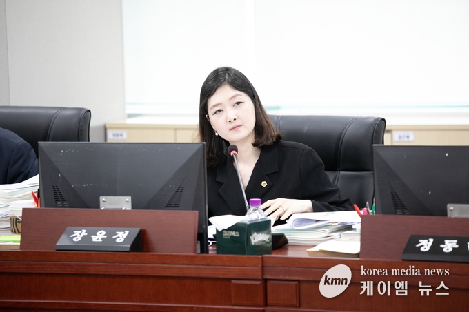 경기도의회 교육기획위원회 장윤정 의원(더불어민주당, 안산3) 사진/ 경기도의회 제공