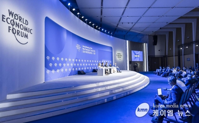 매년 6월 중국에서 개최되는 세계경제포럼 ‘뉴 챔피언 연례총회(Annual Meeting of the New Champions, AMNC)’ 전경 사진/경기도청 제공