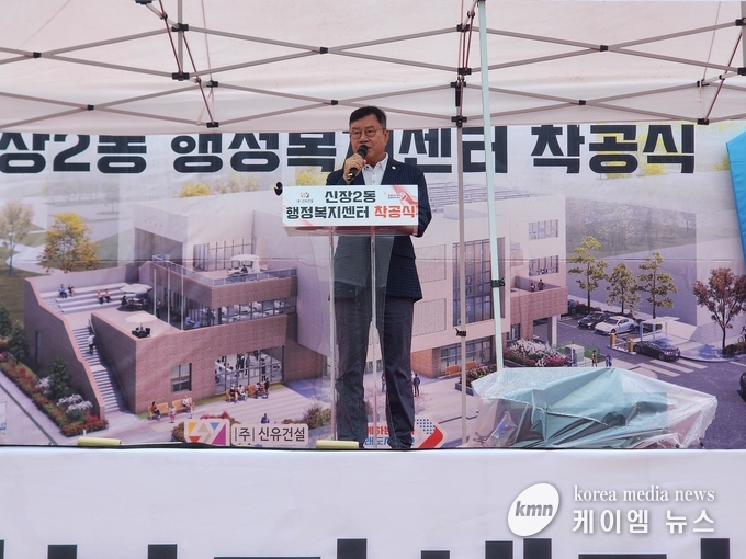 이상복 오산시의회 의장이 축사를 하고있다.<사진/김영진기자>