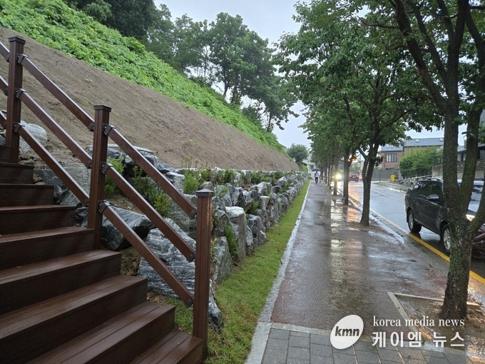 지은근린공원 비탈면 공사 후 모습 사진/용인특례시청 제공