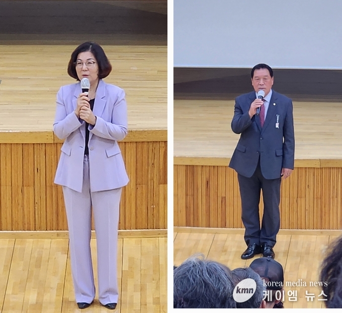 김보라 안성시장과 안정열 안성시의회 의장의 인사말을 하고있다<사진/김영진기자>