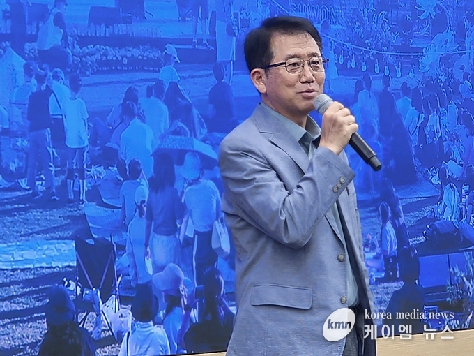 최재군 수원특례시 공원녹지사업소장은 오늘(6일) 수원시 공원이용 활성화방안 브리핑개최 했다. 사진/김영진 기자