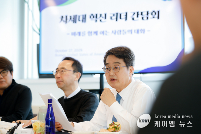 김동연 지사는 간담회에  직접 소통 하겠다”며 적극 협력 강조하고 있다.     경기도청 제공