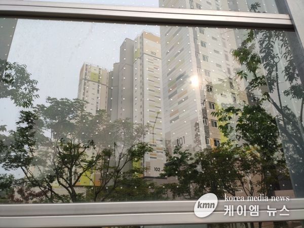 오산시 조류충돌방지 ‘투명방음벽 저감장치’ 시공
