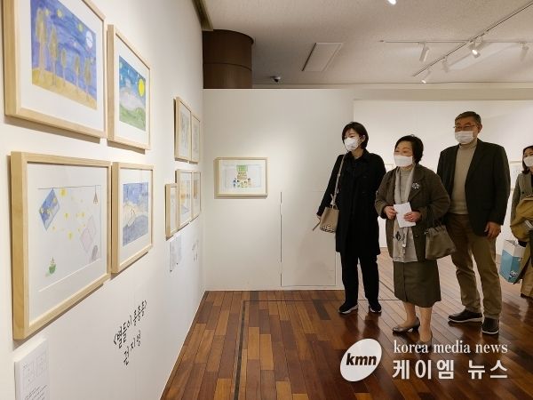 서혜란 국립중앙도서관장·박주옥 국립어린이 청소년도서관장, 수원시 도서관 방문