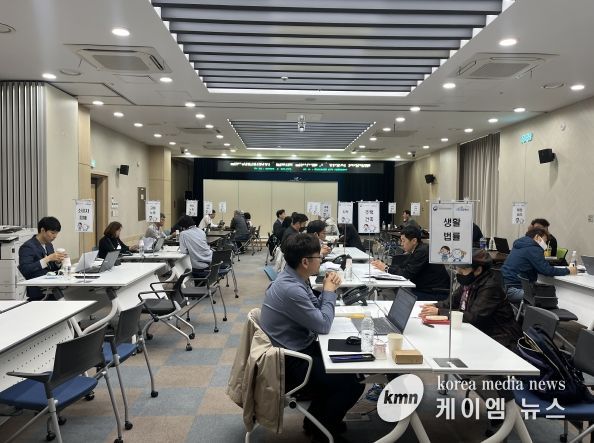 화성시, ‘달리는 국민신문고’ 민원 상담장 운영