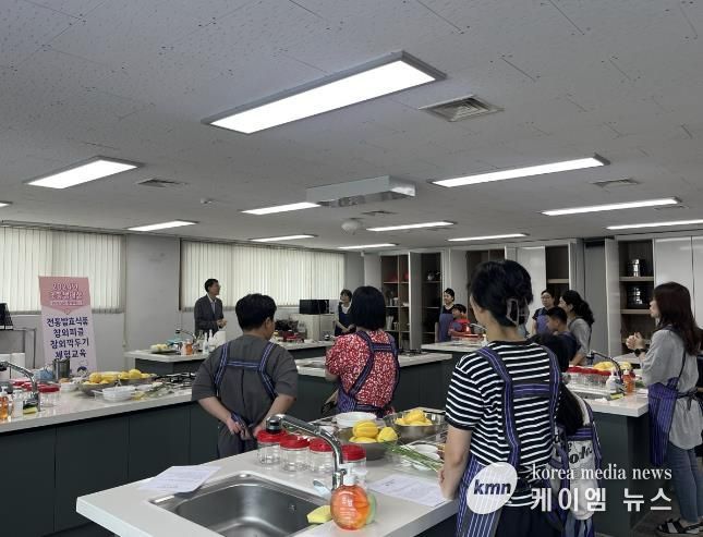 여주시농업기술센터, 초등생 대상 학부모와 함께하는 전통발효식품 체험교육 성료