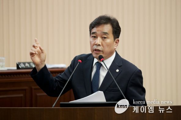 구리시의회 권봉수 의원, 제340회 임시회 긴급현안질문 부시장 장기공백에 대한 원인과 해소방안 질의