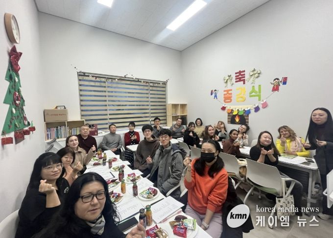 안성시 내리안다문화가족지원센터 “고려인가족의 한국어 실력향상을 도와”