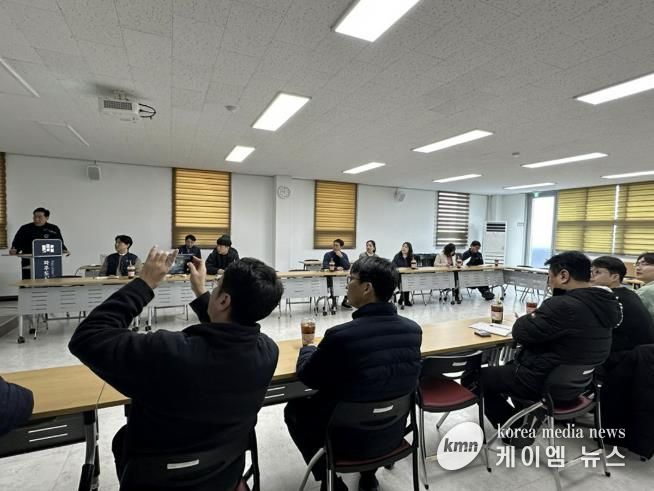 3월 7일 파주도시관광공사 월롱청사 3층 회의실에서 임직원을 대상으로 직무능력 향상을 위한 도시아카데미(직무특화교육)실시