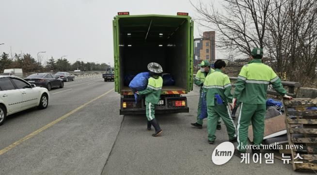 수원시 권선구, 대황교동 비상활주로 주변 합동 대청소 실시