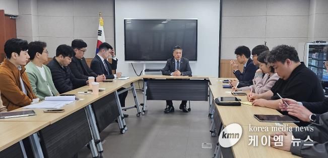 경기도의회 이석균 의원, 경기미래세대재단 북부분원 설치 위해 청년과 머리 맞대다