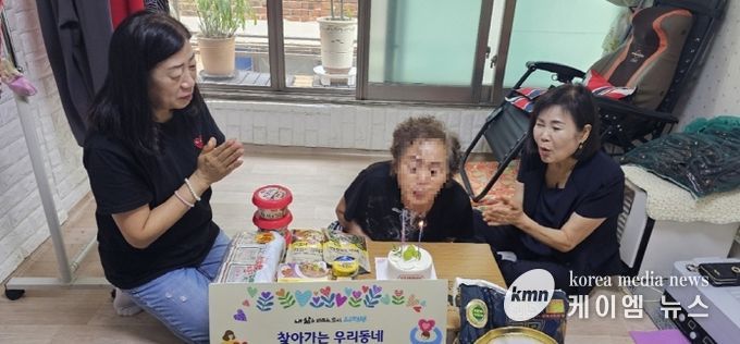 흥선동협의체 독거어르신 안부 살피며 따뜻한 나눔 실천