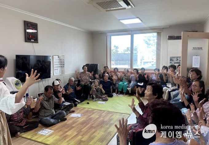 평택보건소, 두정1리 치매안심마을 '치매극복의 날 기념 치매예방 교육 및 홍보' 전개 실시