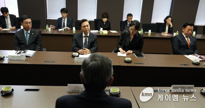 김태흠 지사, 오사카 야마토대학 찾아 학생 대상 특강