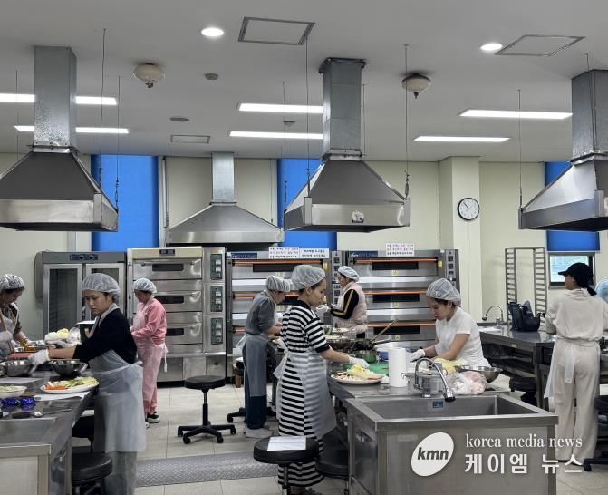 더 큰 행복 포천시가족센터, 결혼이민자 정착단계별 지원 ‘한식 요리 교실’ 운영