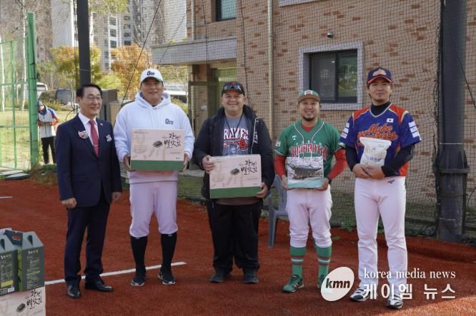 홍성군·김태균, 3개국 유소년 야구교류 '눈길'