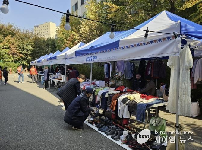 수원시 팔달구 매산동 주민자치회, '지구를 지키는 나눔장터' 및 '탄소중립 캠페인' 개최