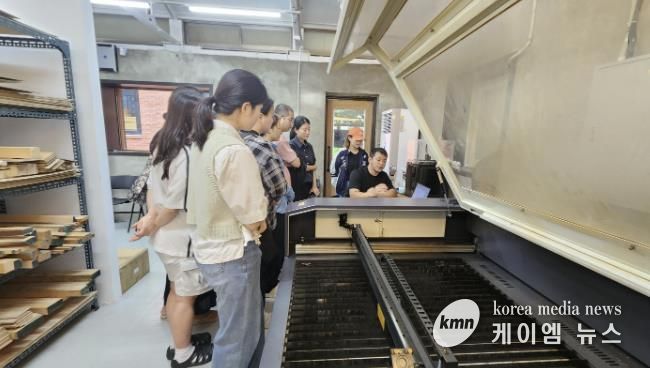 청년협업마을 레이저조각기 실습교육