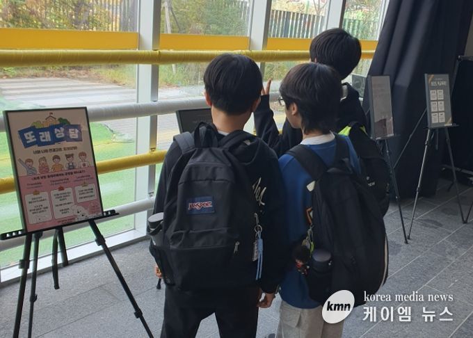 남양주시, 청소년이 주도한 ‘학교폭력 예방 및 생명존중 포스터 전시회’ 개최