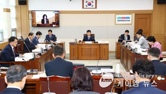 강원특별자치도의회 교육위, 도교육청 스마트기기 보급사업 감사계획 제출 요구