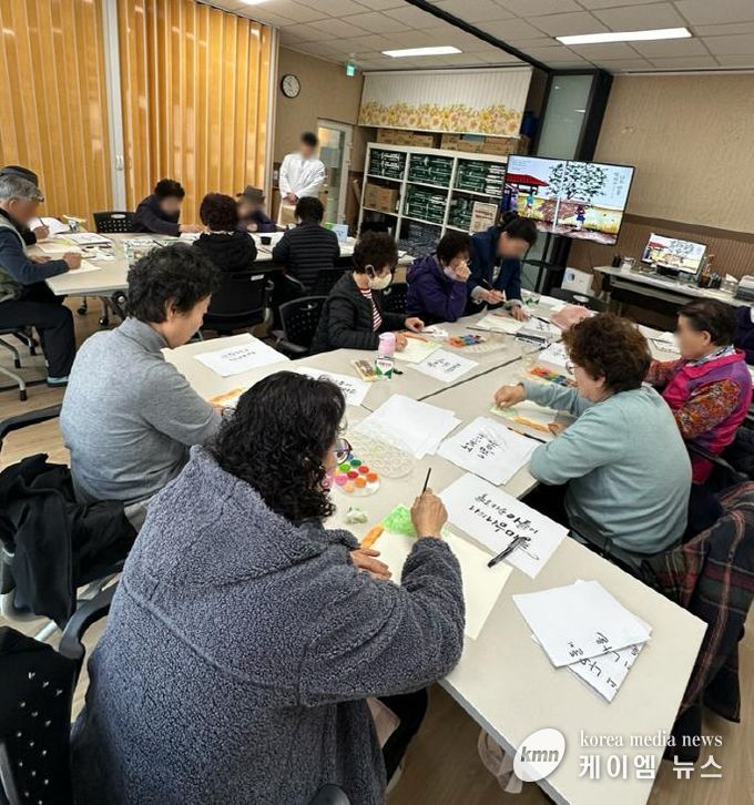 의정부시 치매안심센터, 치매예방교실 ‘행복더하기’ 큰 호응 속 마무리