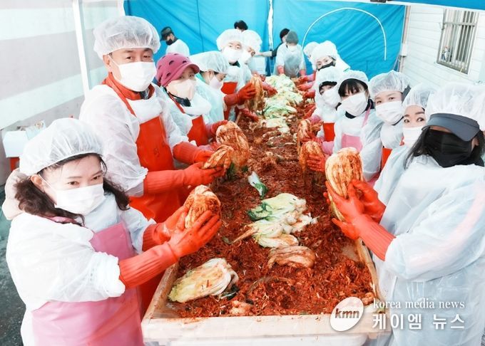 광주시 탄벌동, ‘사랑의 김장김치 나눔 행사’로 따뜻한 이웃사랑 실천