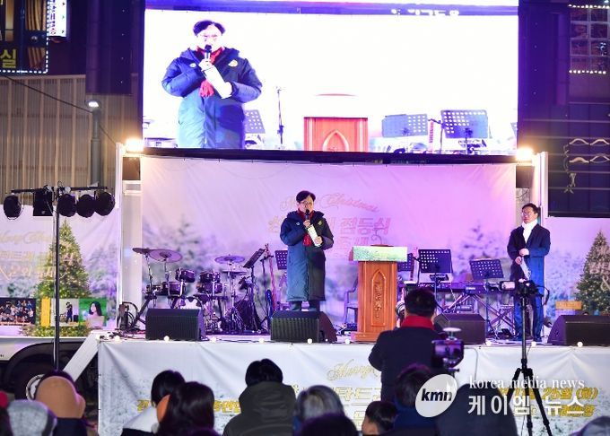 인사말을 전하는 김병수 시장