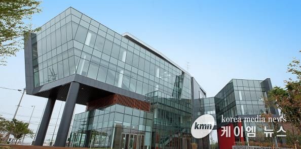 오산문화재단, 성평등가족부 ‘가족친화기관’ 3차 재인증… 2028년까지 14년 연속 유지