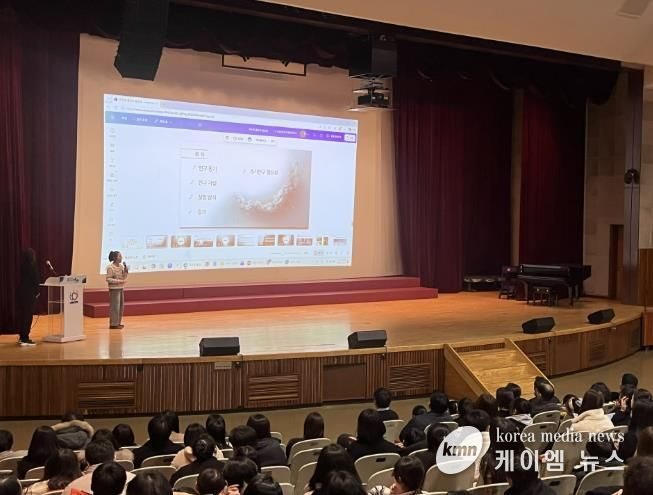 '창의와 탐구로 성장한 영재교육원 121명 수료' 안양과천교육지원청부설영재교육원 수료식 성료