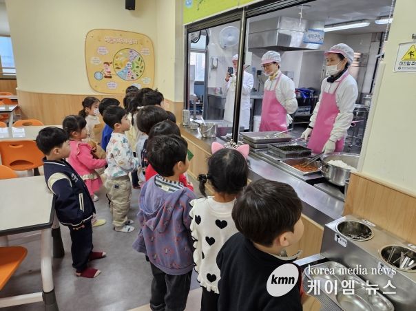 하남 구산유치원, “고마워요, 선생님”작은 나눔으로 전한 큰 사랑