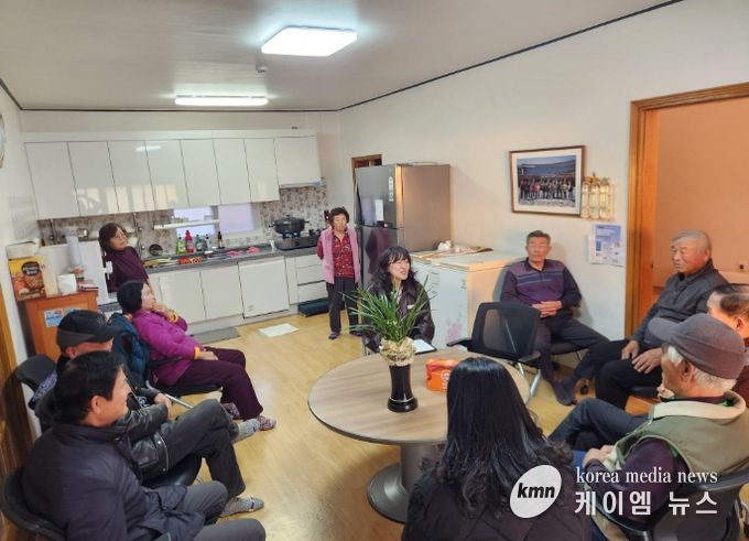 설성면, 새해맞이 경로당 현장 방문