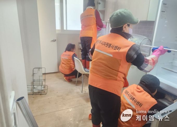 화도교회·개인봉사자, 화도읍 독거어르신 위한 주거환경 개선 나서