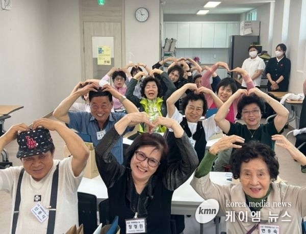구리시, 교문건강증진센터 ‘1기 기억사랑 예방학교’ 수료식 개최