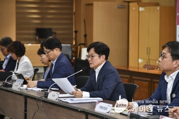 김병수 김포시장, 5월 확대간부회의 주재