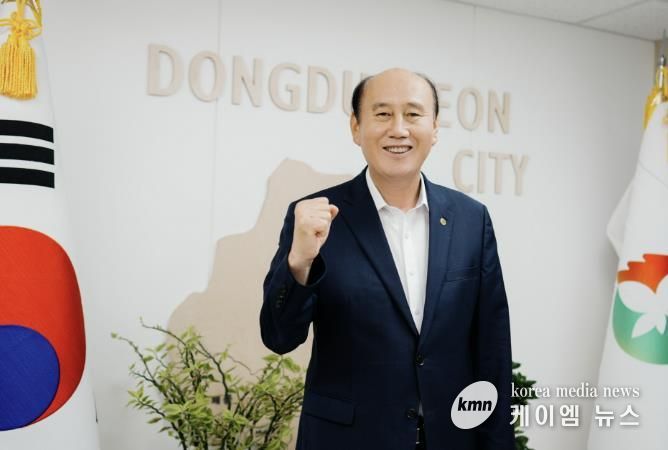 박형덕 동두천시장, ‘대한민국 지방단치단체 행정대상’상금 전액 기부