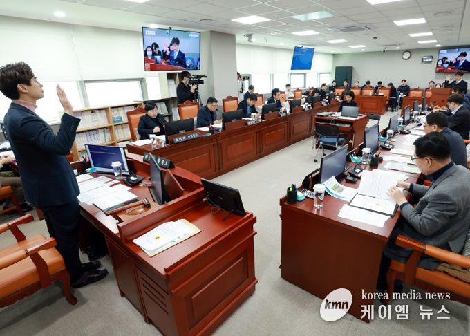 인사청문특별위원회, 김상회 경기아트센터 사장 후보자 인사청문회 개최