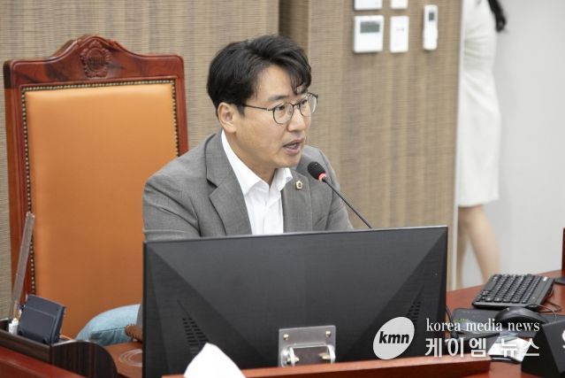 조성환 위원장(더불어민주당, 파주2)