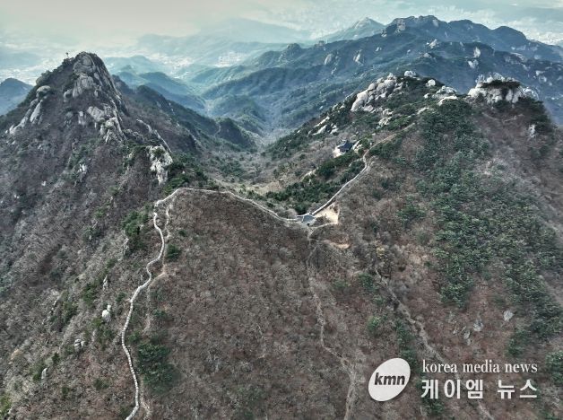 북한산성 대남문 주변 드론 사진.jpg 바로보기1.북한산성 대남문 주변 드론 사진